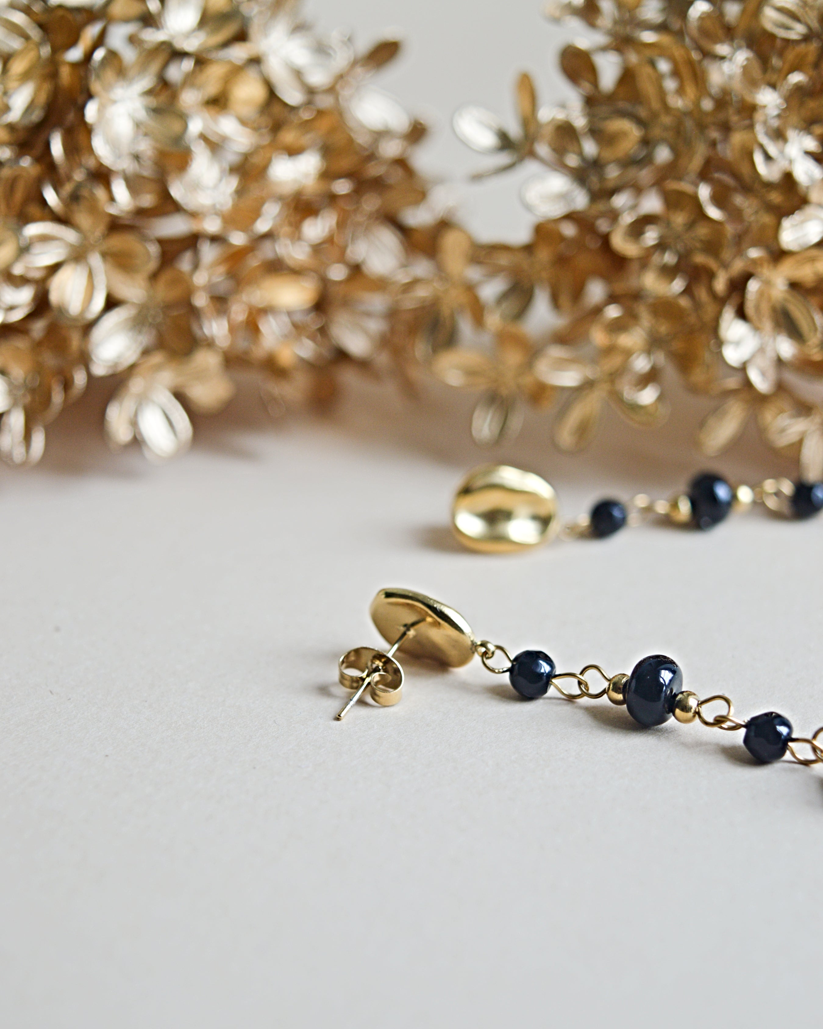 Boucles d’oreilles Pétronille noires