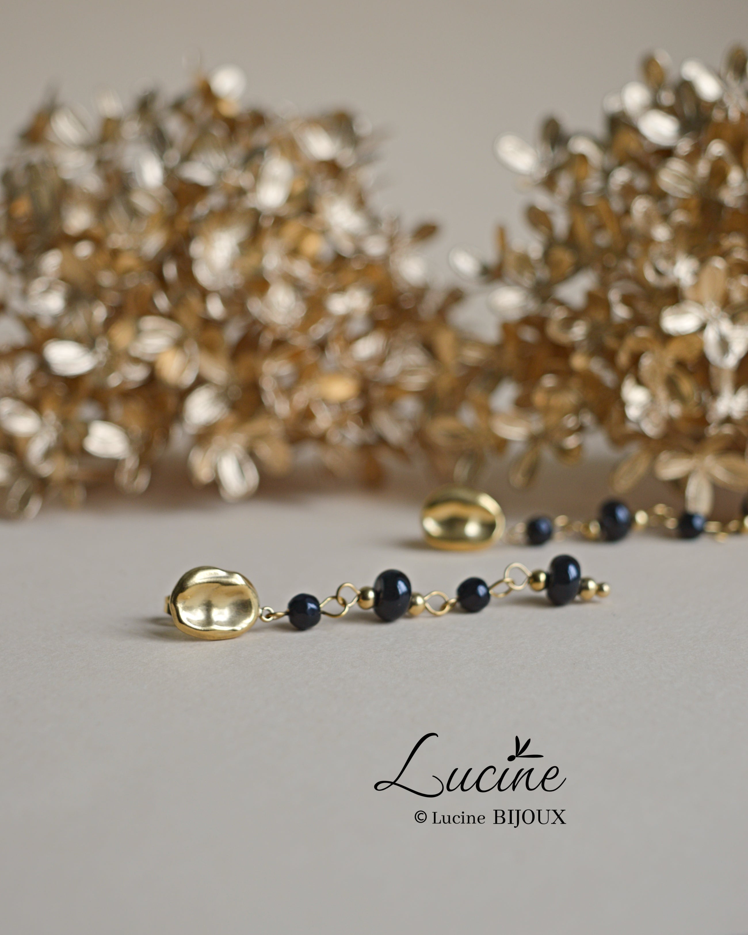 Boucles d’oreilles Pétronille noires
