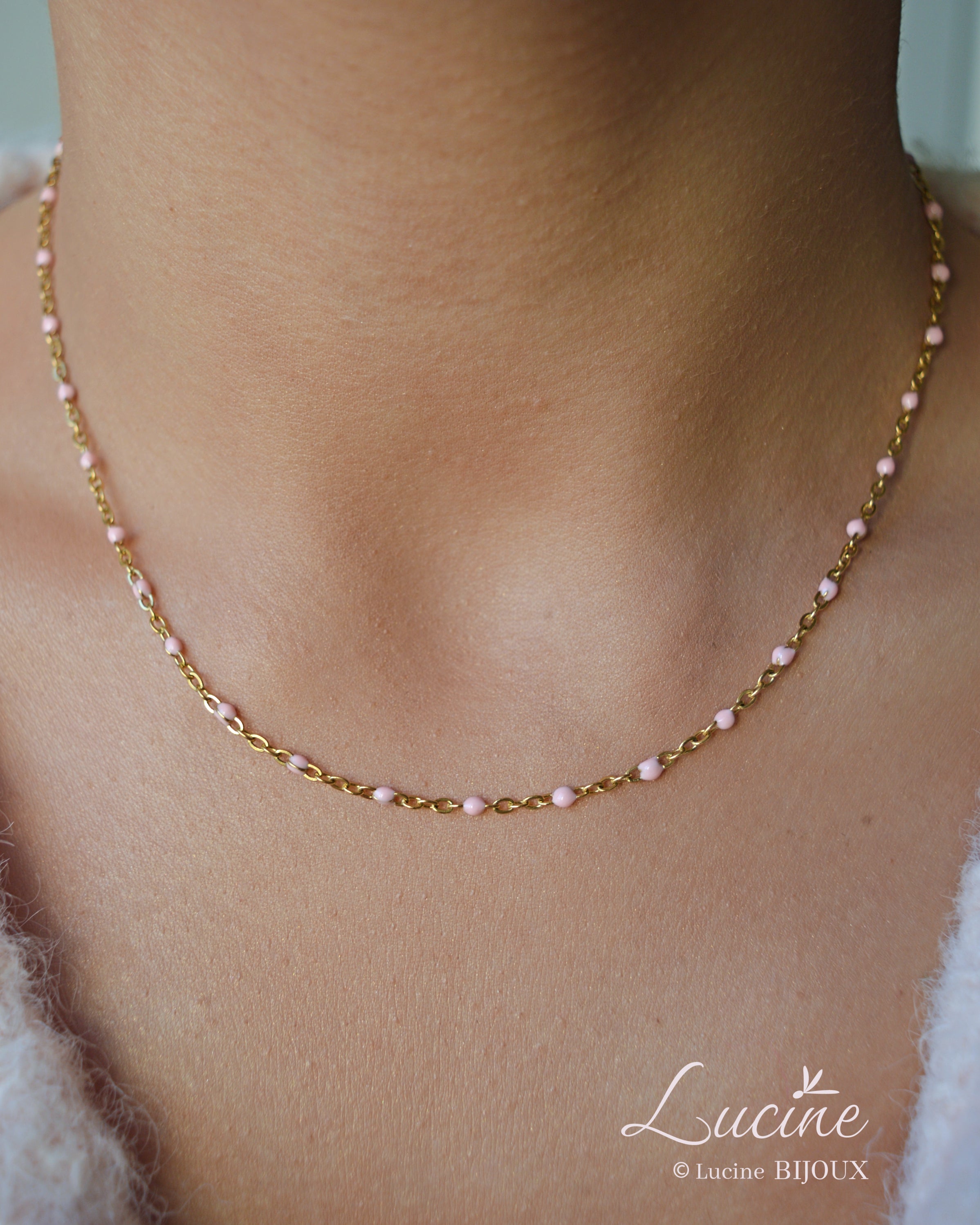 Collier Nolwenn rose pâle